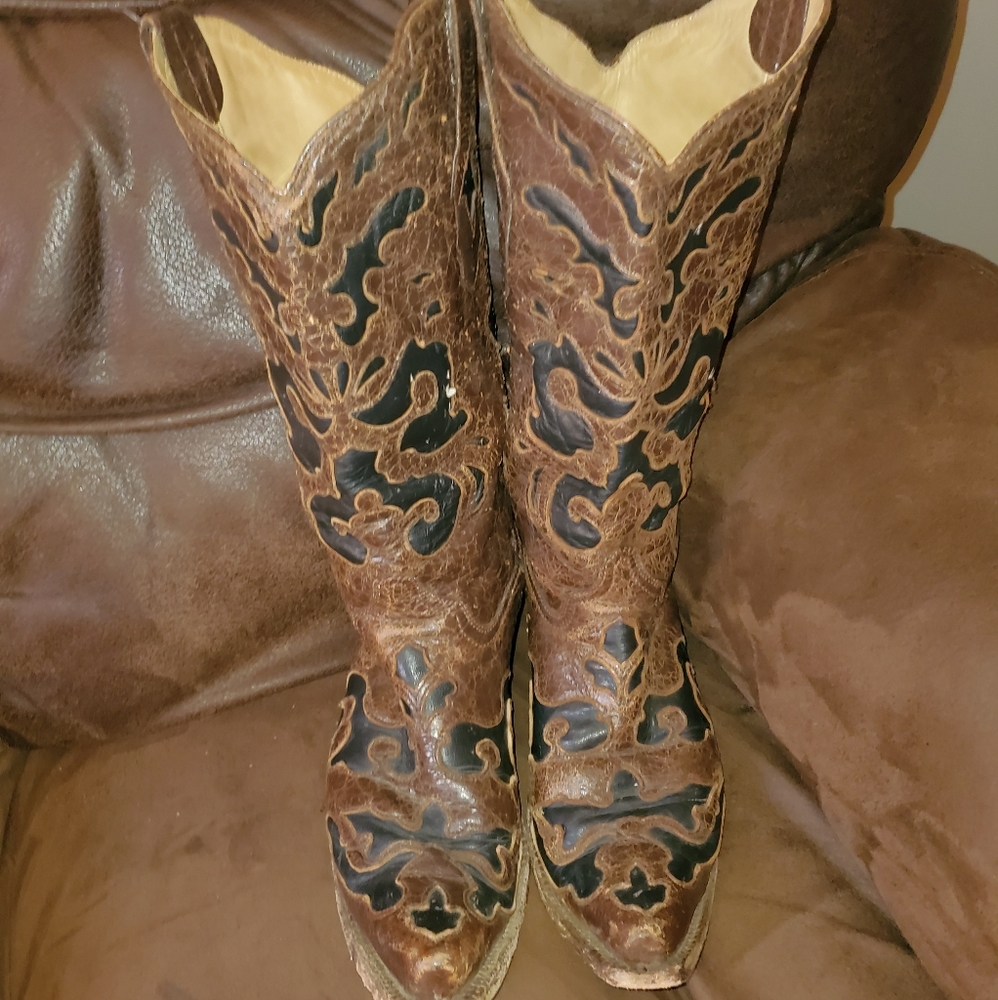 CORRAL women's size 11
